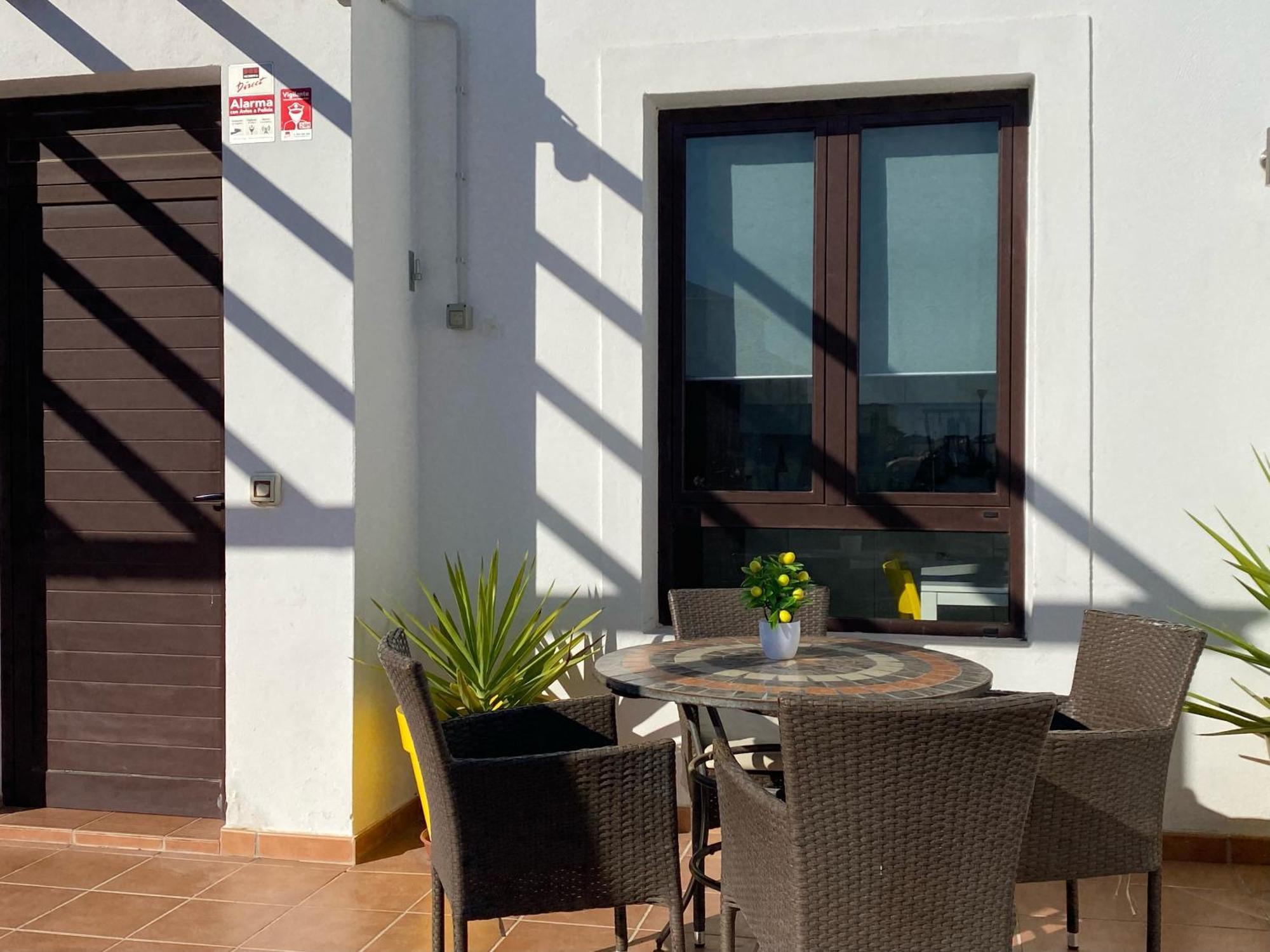 Casa Amarillo Del Sol Villa Playa Blanca  Exterior photo